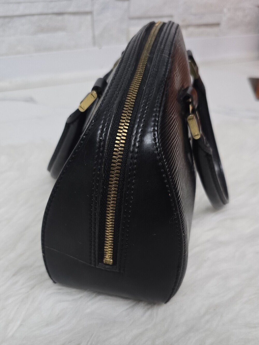 Louis Vuitton Black Epi Leather Dome Satchel with Gold Hardware - Picture 3 of 15